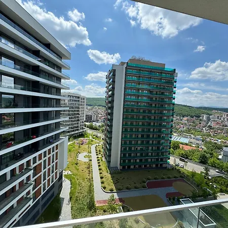 Lägenhet Cozy Two Bedroom Cluj-Napoca