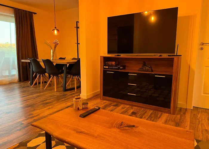 Cozy Two Bedroom Apartmán Kluž