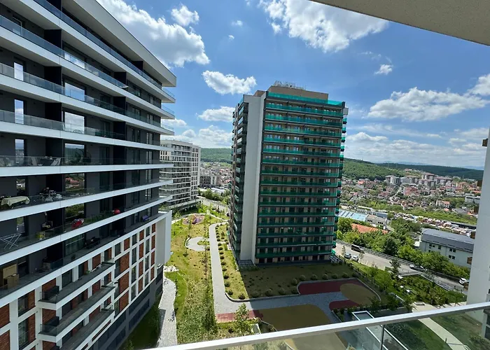 Lägenhet Cozy Two Bedroom Cluj-Napoca